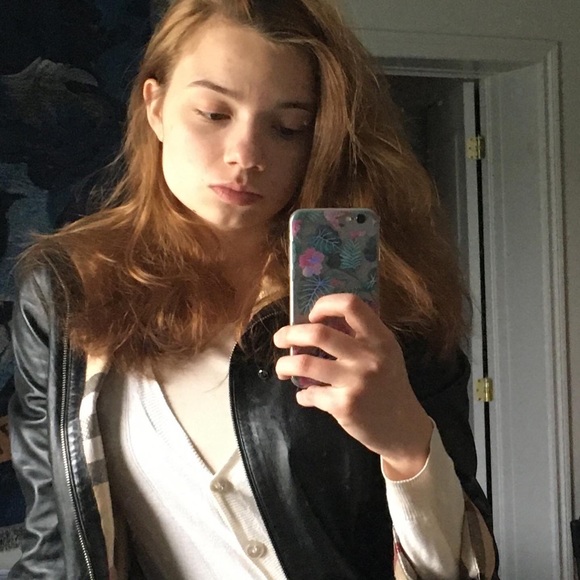 Meet your Posher, Daria - Picture 2 of 3